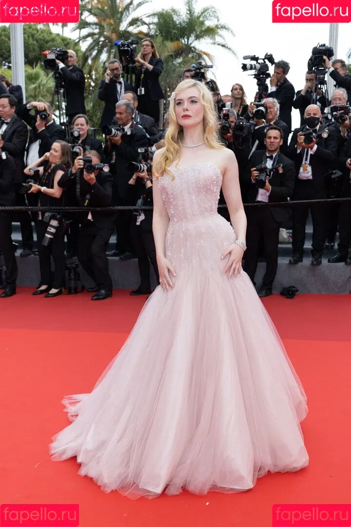 Elle Fanning / ellefanning Onlyfans Photo Gallery 