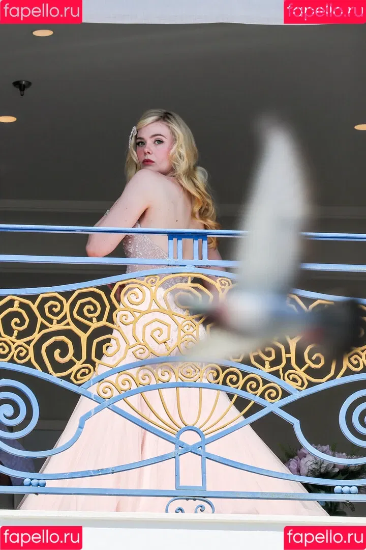 Elle Fanning / ellefanning Onlyfans Photo Gallery 