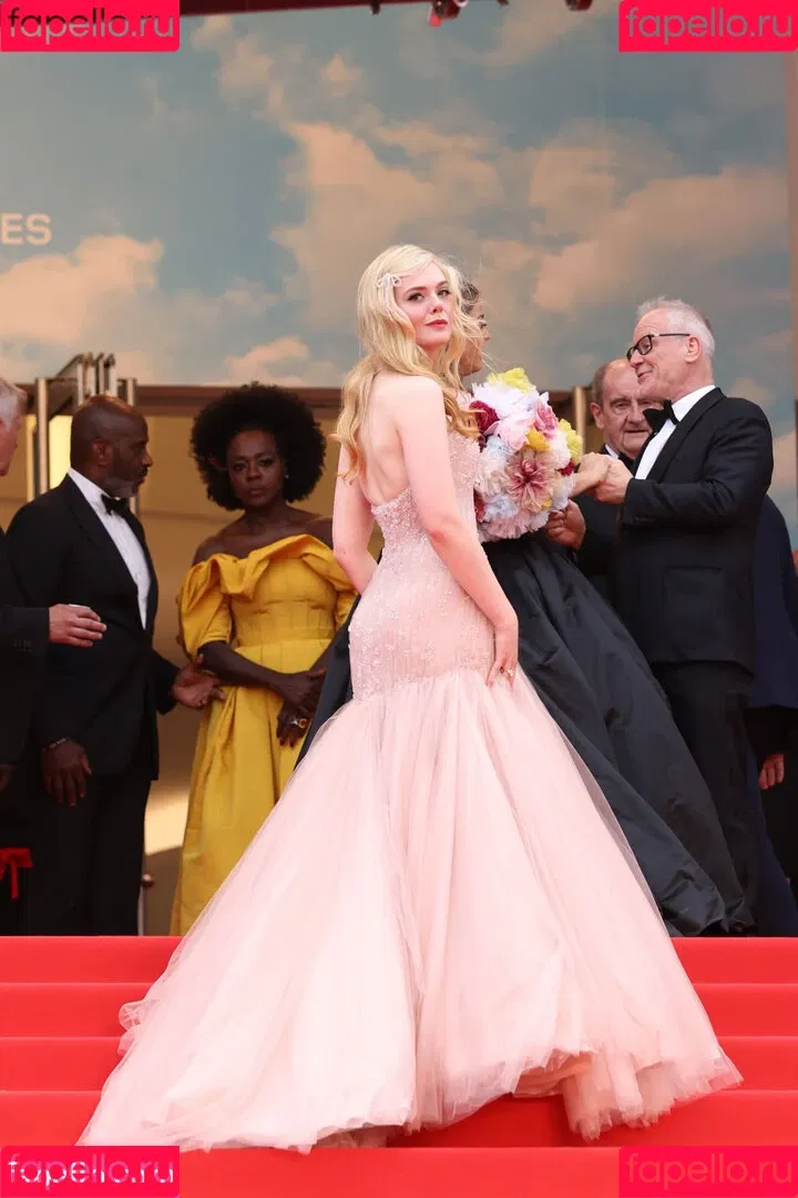 Elle Fanning / ellefanning Onlyfans Photo Gallery 