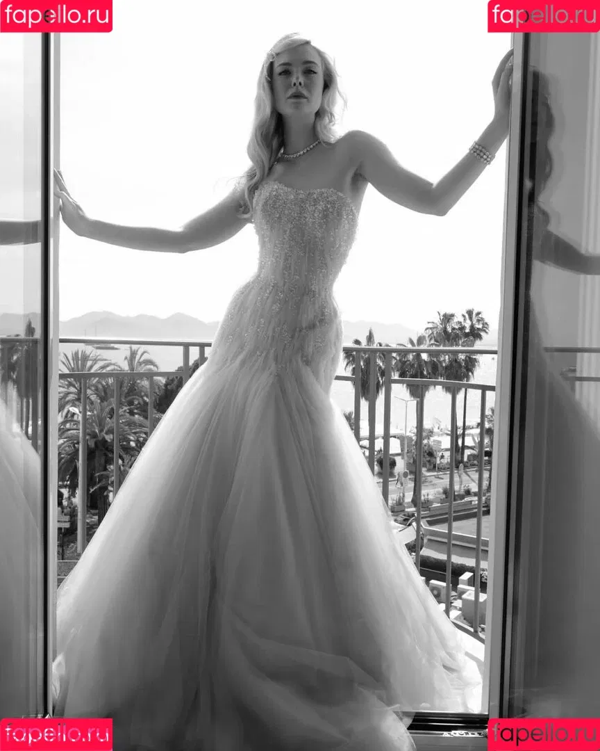 Elle Fanning / ellefanning Onlyfans Photo Gallery 