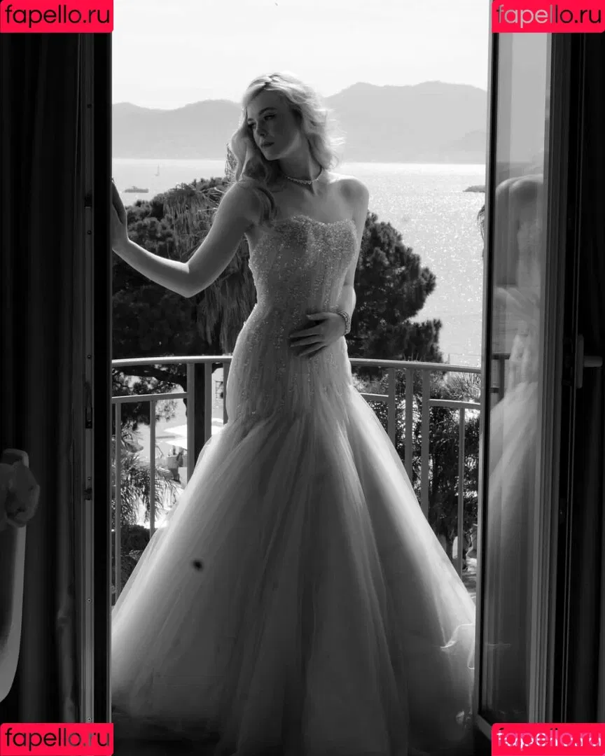 Elle Fanning / ellefanning Onlyfans Photo Gallery 