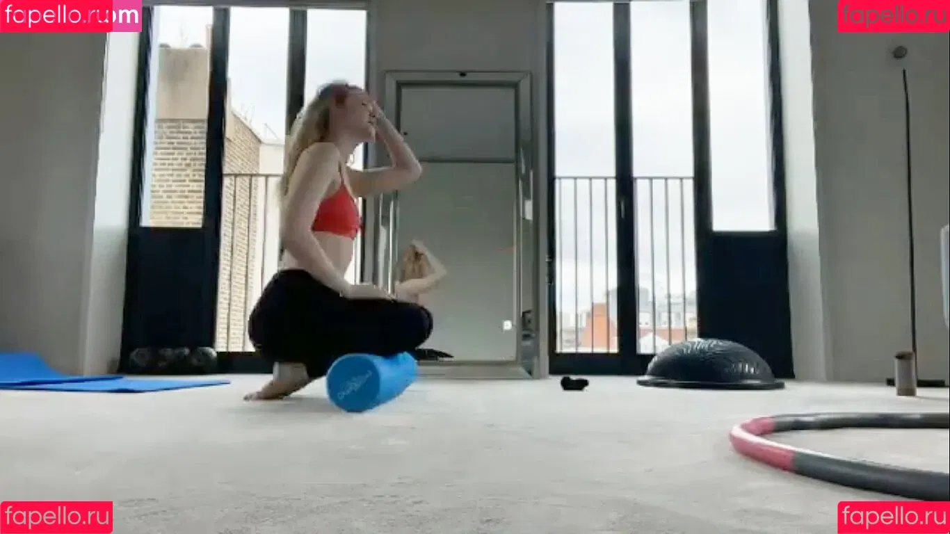 Elle Fanning / ellefanning Onlyfans Photo Gallery 
