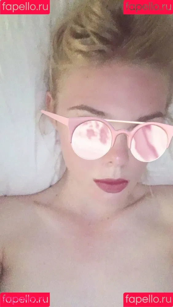 Elle Fanning / ellefanning Onlyfans Photo Gallery 