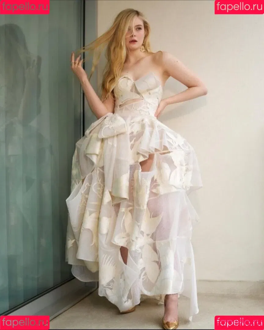 Elle Fanning / ellefanning Onlyfans Photo Gallery 