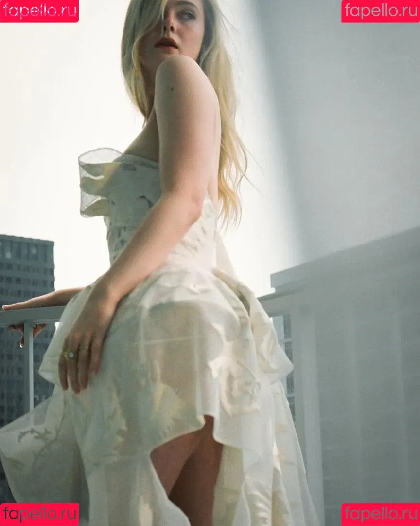 Elle Fanning / ellefanning Onlyfans Photo Gallery 