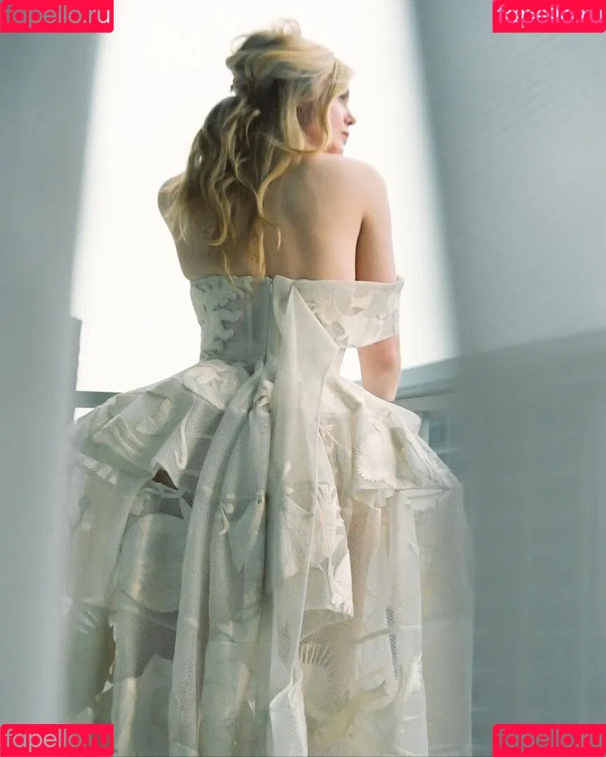 Elle Fanning / ellefanning Onlyfans Photo Gallery 