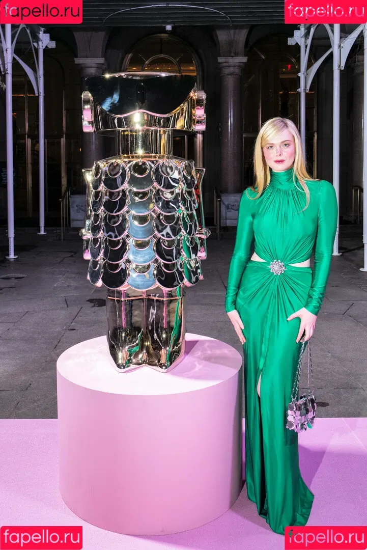 Elle Fanning / ellefanning Onlyfans Photo Gallery 