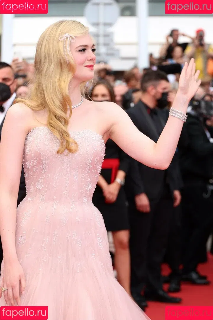 Elle Fanning / ellefanning Onlyfans Photo Gallery 