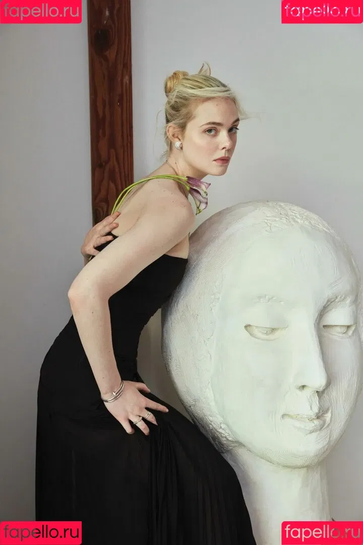 Elle Fanning / ellefanning Onlyfans Photo Gallery 