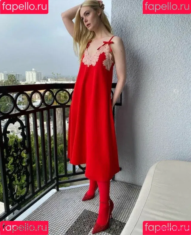 Elle Fanning / ellefanning Onlyfans Photo Gallery 