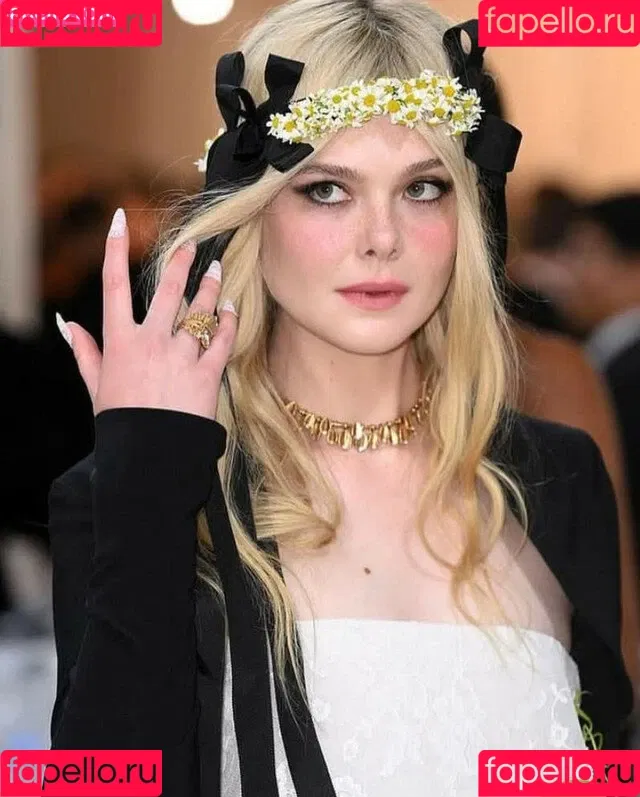 Elle Fanning / ellefanning Onlyfans Photo Gallery 