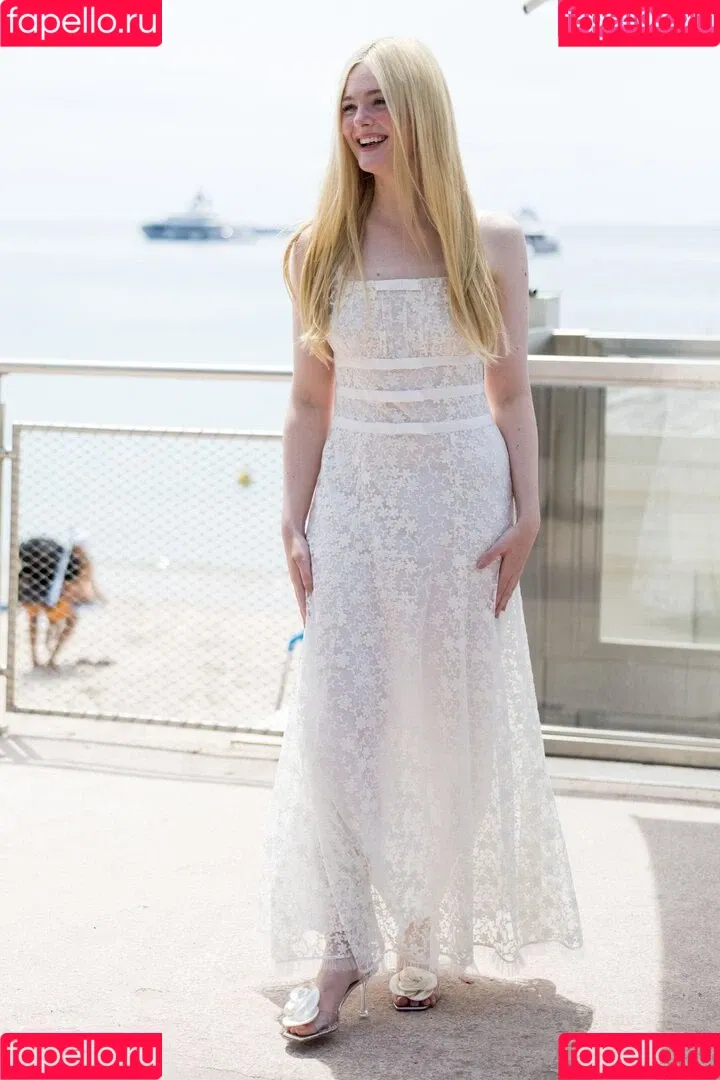 Elle Fanning / ellefanning Onlyfans Photo Gallery 
