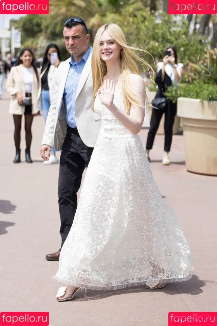 Elle Fanning / ellefanning Onlyfans Photo Gallery 