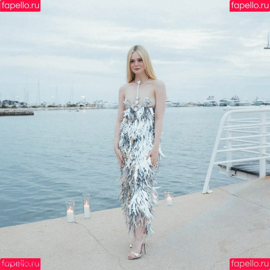 Elle Fanning / ellefanning Onlyfans Photo Gallery 