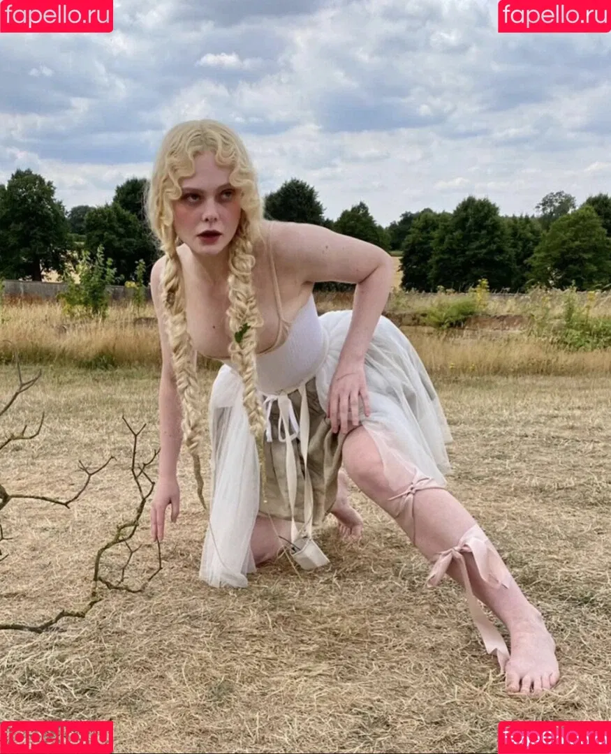 Elle Fanning / ellefanning Onlyfans Photo Gallery 