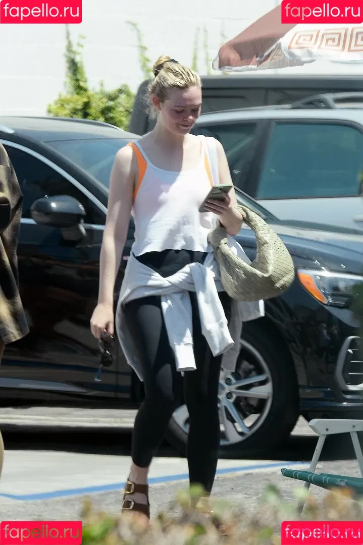Elle Fanning / ellefanning Onlyfans Photo Gallery 