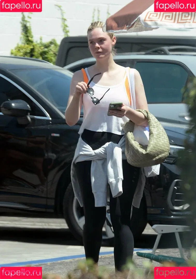 Elle Fanning / ellefanning Onlyfans Photo Gallery 