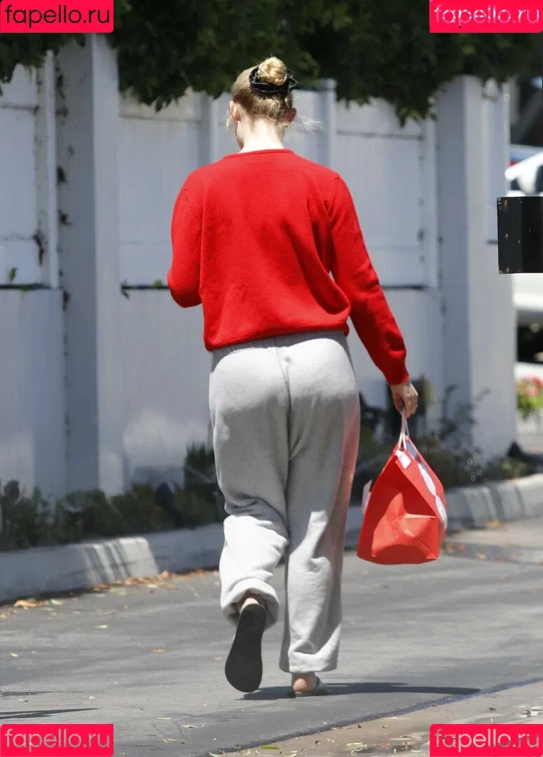 Elle Fanning / ellefanning Onlyfans Photo Gallery 