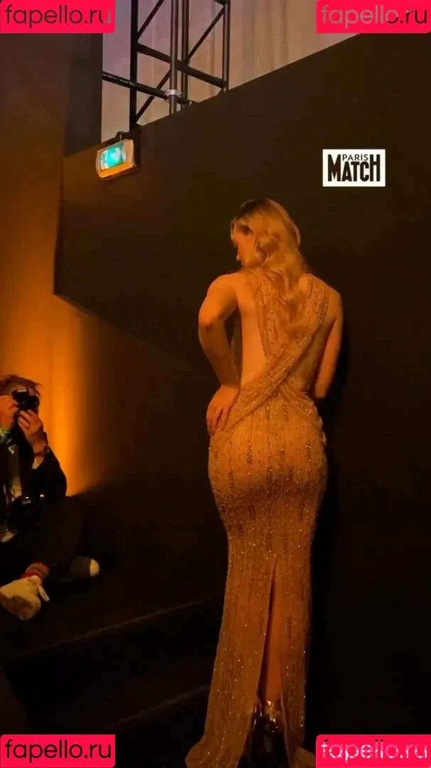 Elle Fanning / ellefanning Onlyfans Photo Gallery 