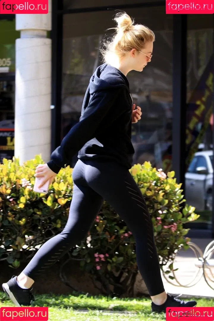 Elle Fanning / ellefanning Onlyfans Photo Gallery 