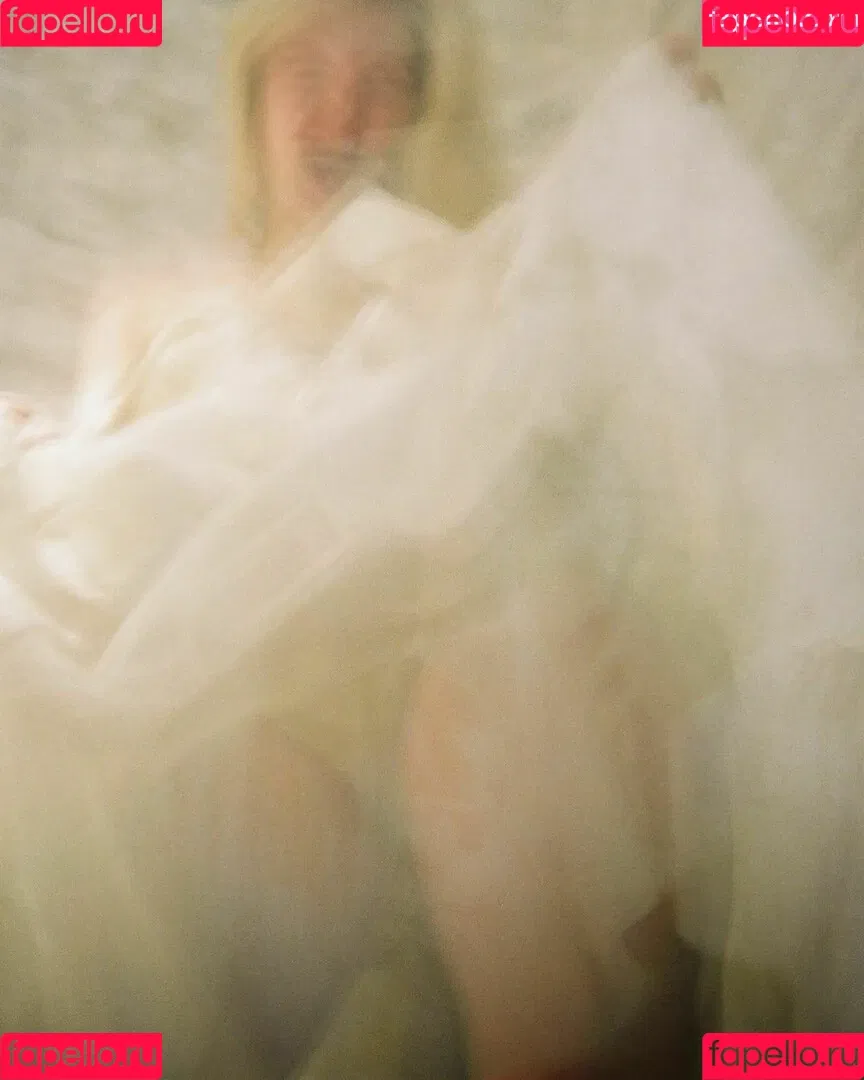 Elle Fanning / ellefanning Onlyfans Photo Gallery 