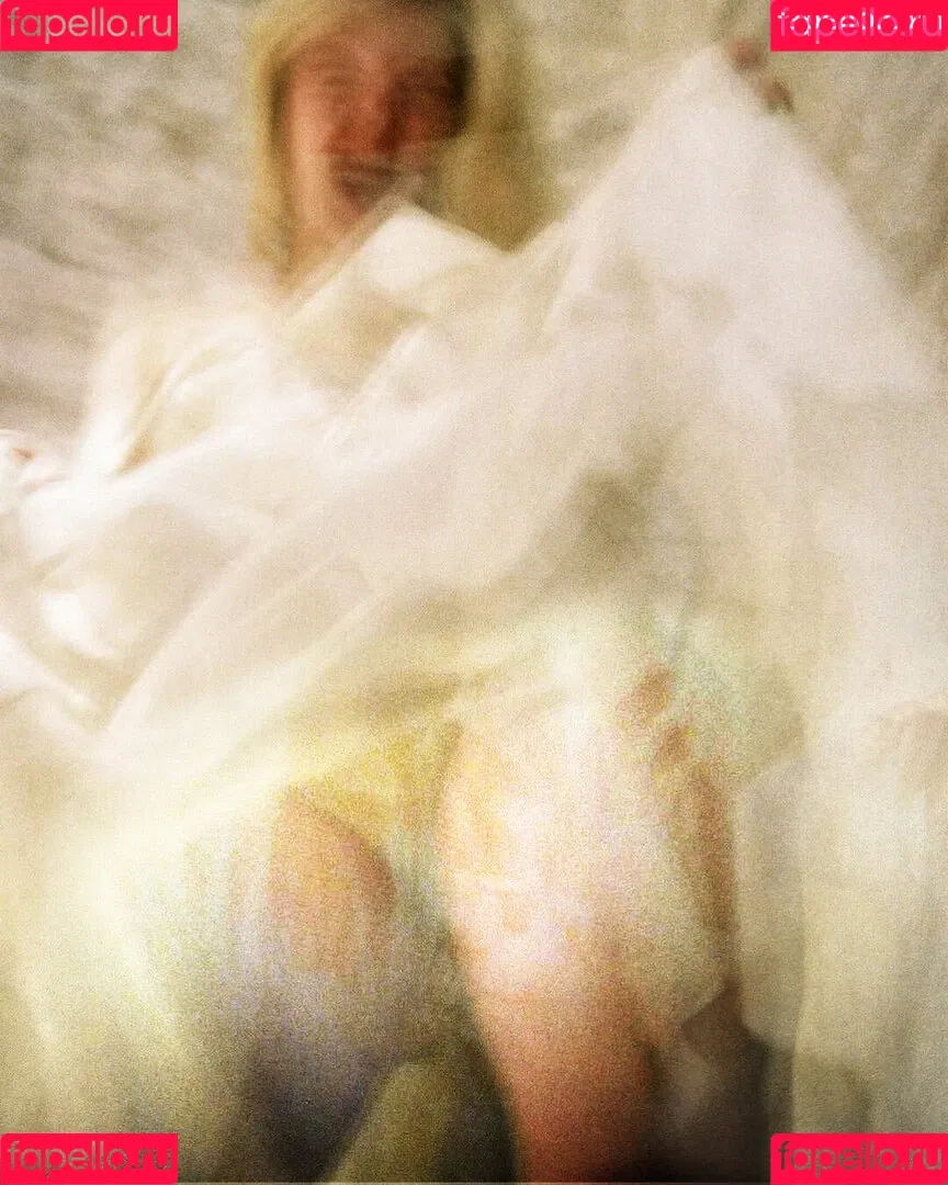 Elle Fanning / ellefanning Onlyfans Photo Gallery 