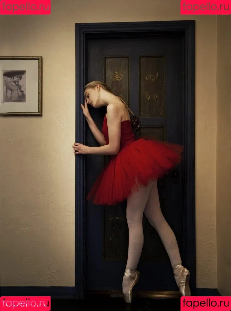 Elle Fanning / ellefanning Onlyfans Photo Gallery 