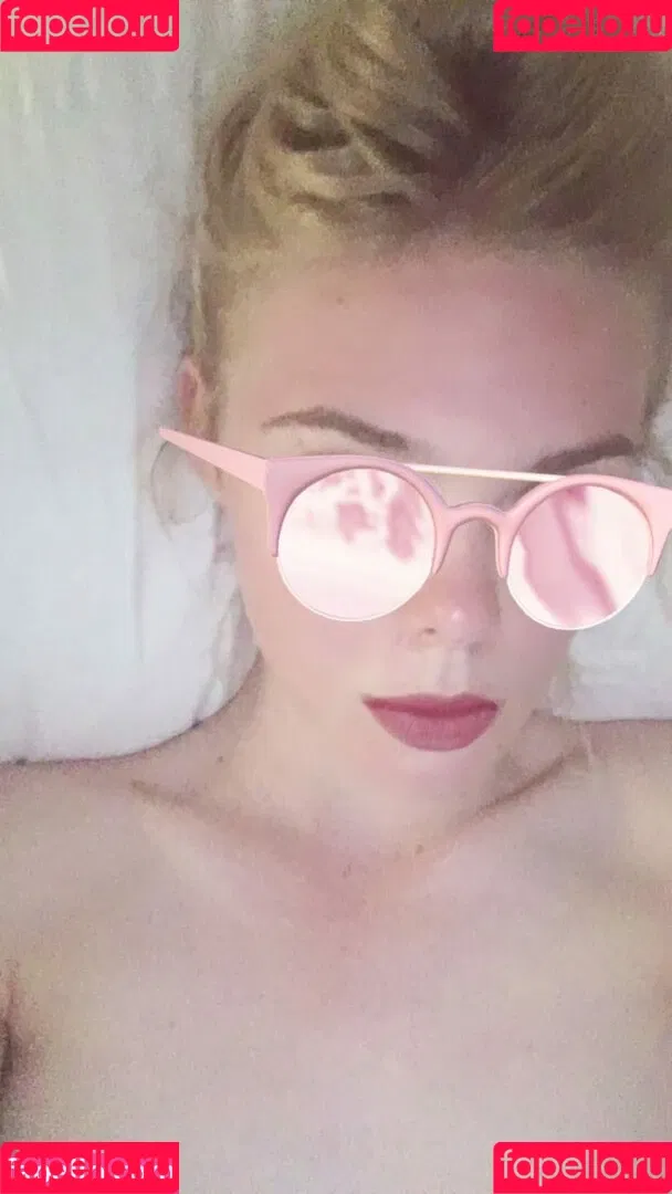 Elle Fanning / ellefanning Onlyfans Photo Gallery 