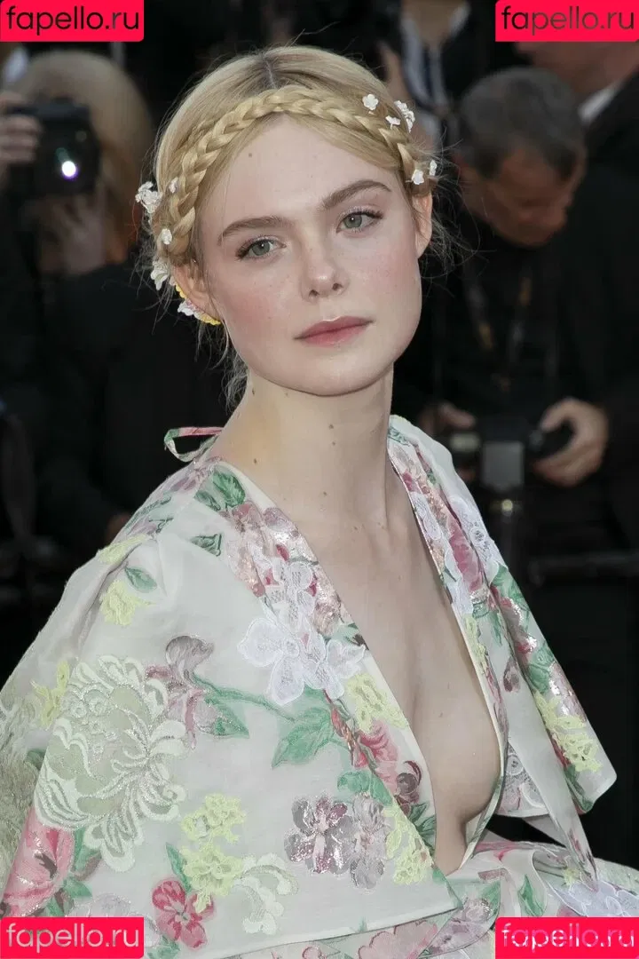 Elle Fanning / ellefanning Onlyfans Photo Gallery 