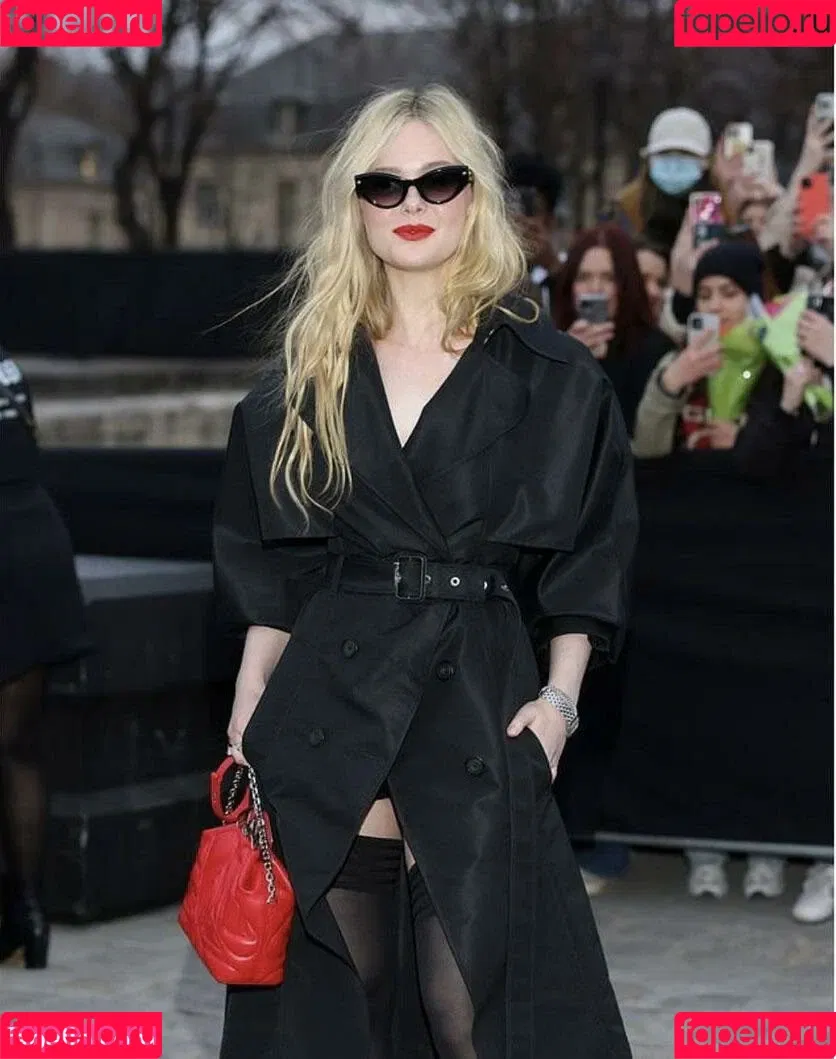 Elle Fanning / ellefanning Onlyfans Photo Gallery 
