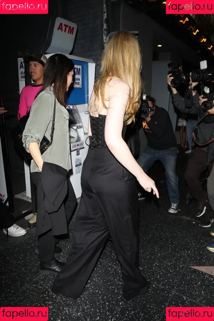 Elle Fanning / ellefanning Onlyfans Photo Gallery 