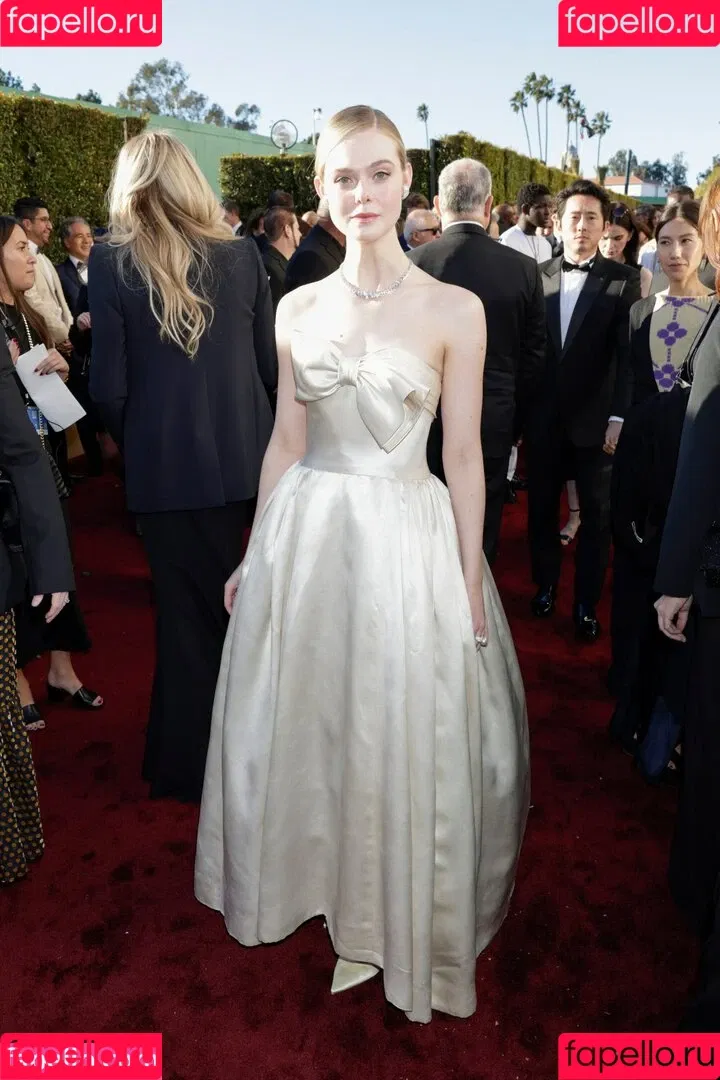 Elle Fanning / ellefanning Onlyfans Photo Gallery 