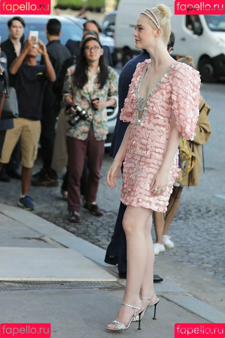 Elle Fanning / ellefanning Onlyfans Photo Gallery 