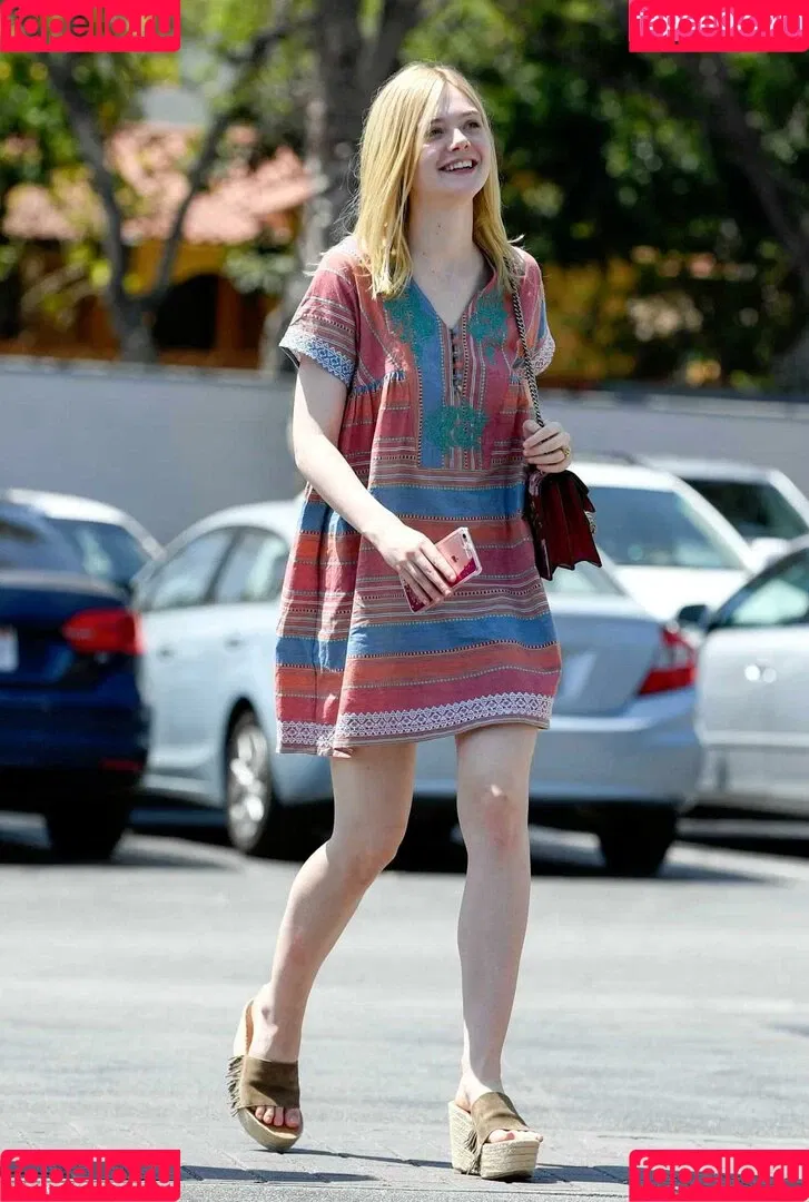 Elle Fanning / ellefanning Onlyfans Photo Gallery 