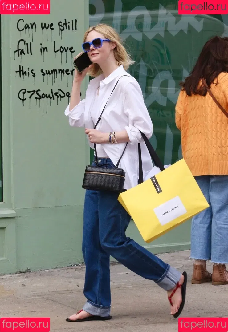 Elle Fanning / ellefanning Onlyfans Photo Gallery 