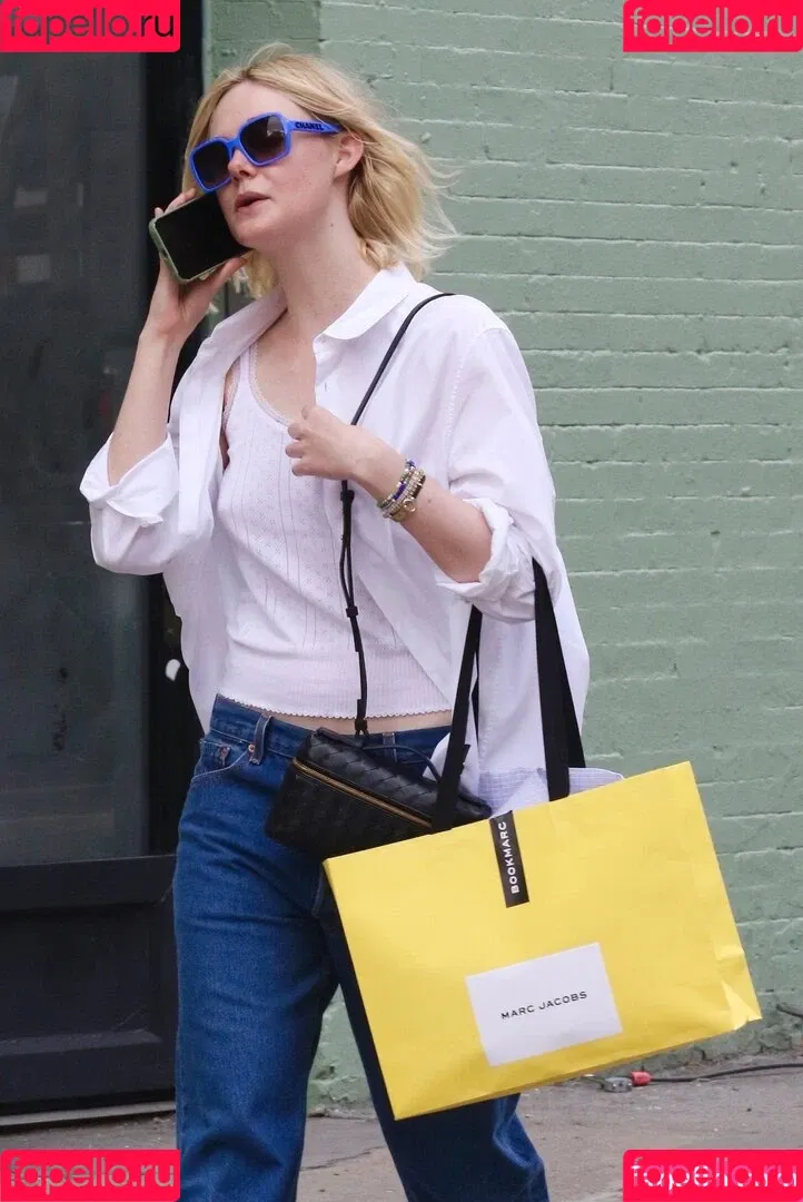 Elle Fanning / ellefanning Onlyfans Photo Gallery 