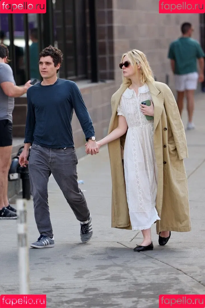 Elle Fanning / ellefanning Onlyfans Photo Gallery 