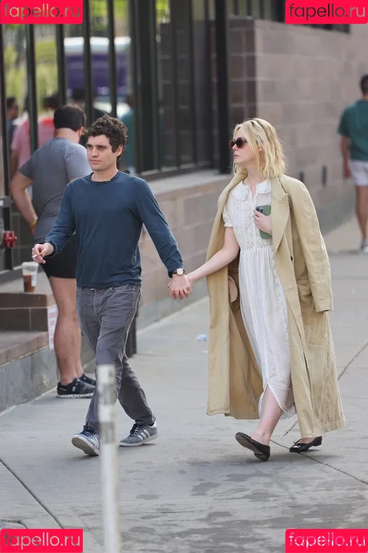 Elle Fanning / ellefanning Onlyfans Photo Gallery 
