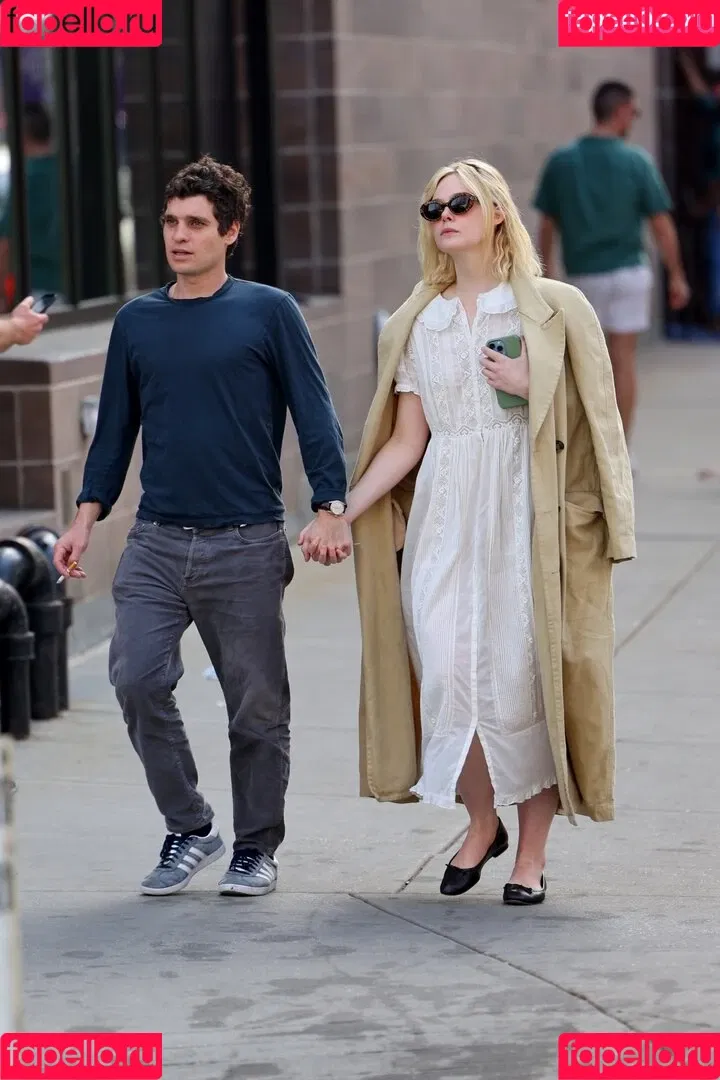 Elle Fanning / ellefanning Onlyfans Photo Gallery 