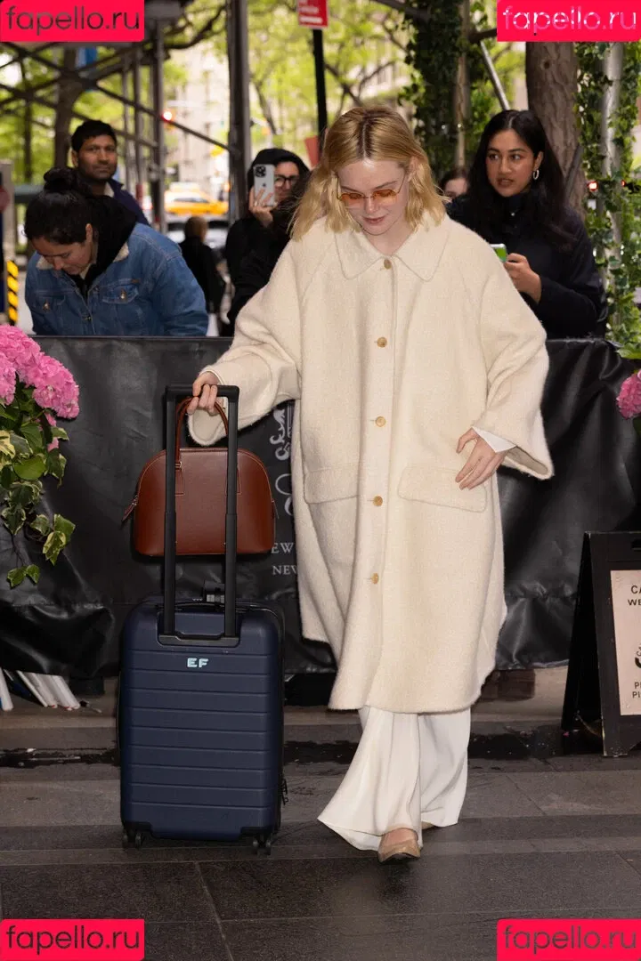 Elle Fanning / ellefanning Onlyfans Photo Gallery 