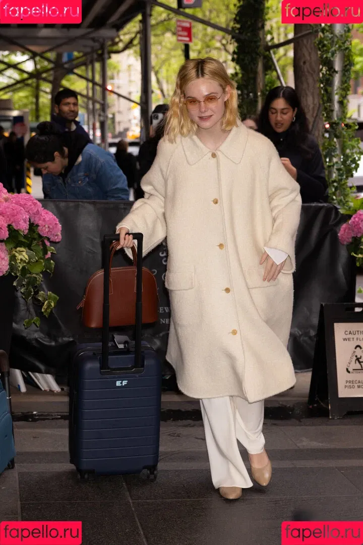 Elle Fanning / ellefanning Onlyfans Photo Gallery 
