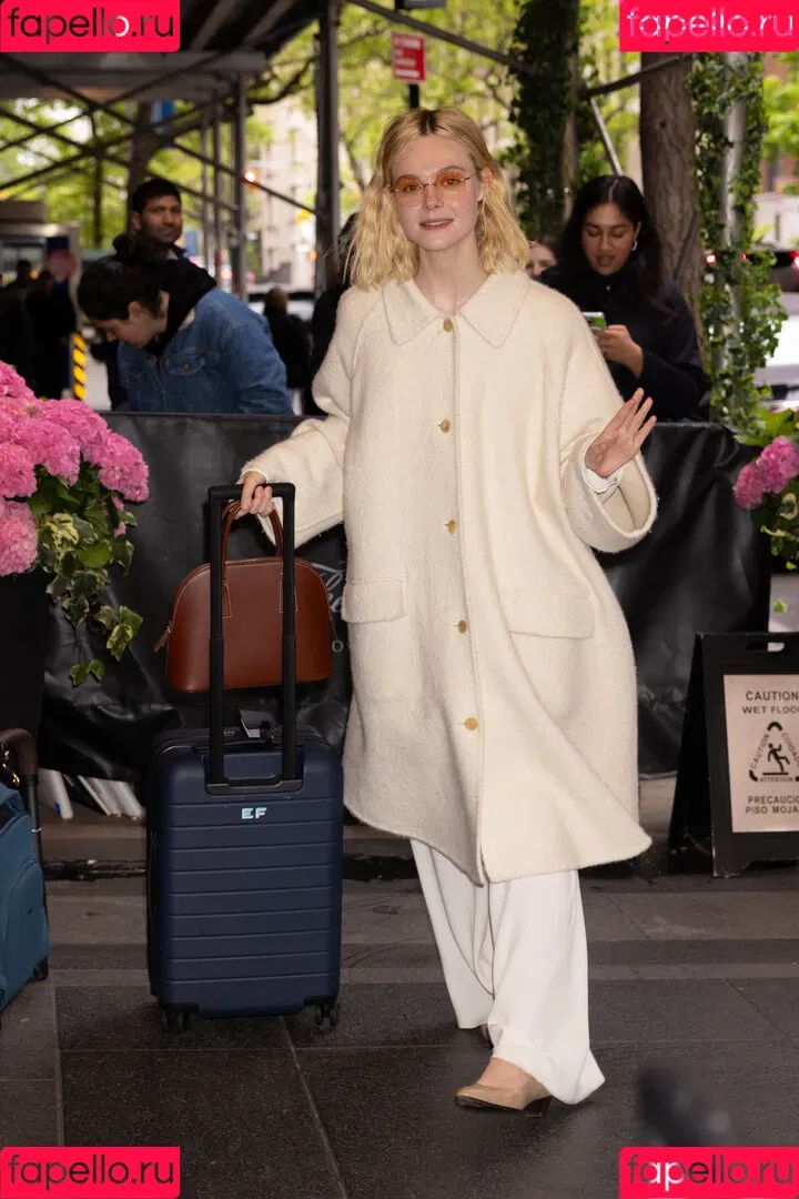Elle Fanning / ellefanning Onlyfans Photo Gallery 