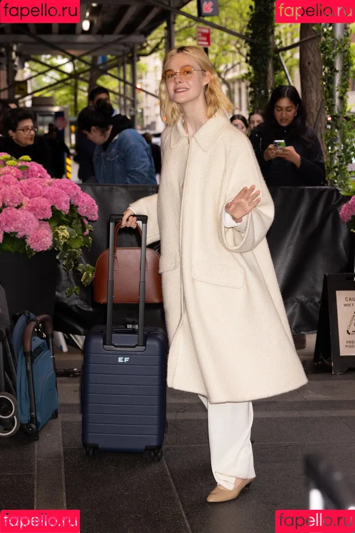 Elle Fanning / ellefanning Onlyfans Photo Gallery 