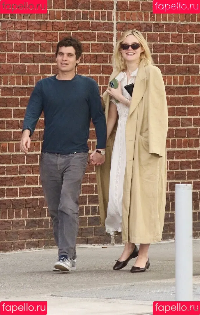 Elle Fanning / ellefanning Onlyfans Photo Gallery 