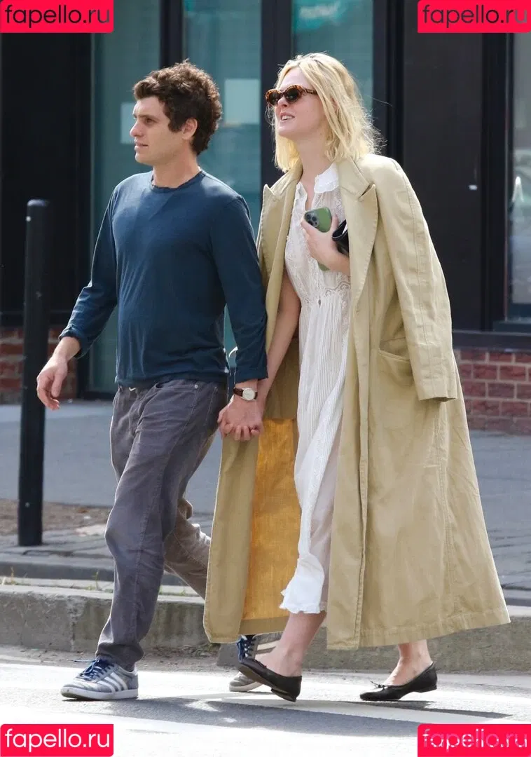 Elle Fanning / ellefanning Onlyfans Photo Gallery 