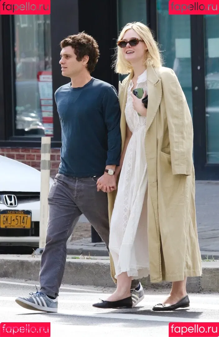 Elle Fanning / ellefanning Onlyfans Photo Gallery 