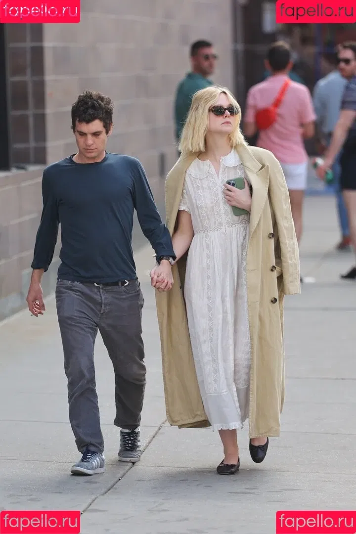 Elle Fanning / ellefanning Onlyfans Photo Gallery 