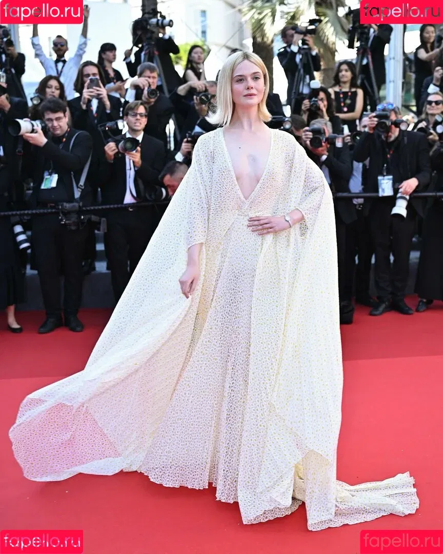 Elle Fanning / ellefanning Onlyfans Photo Gallery 