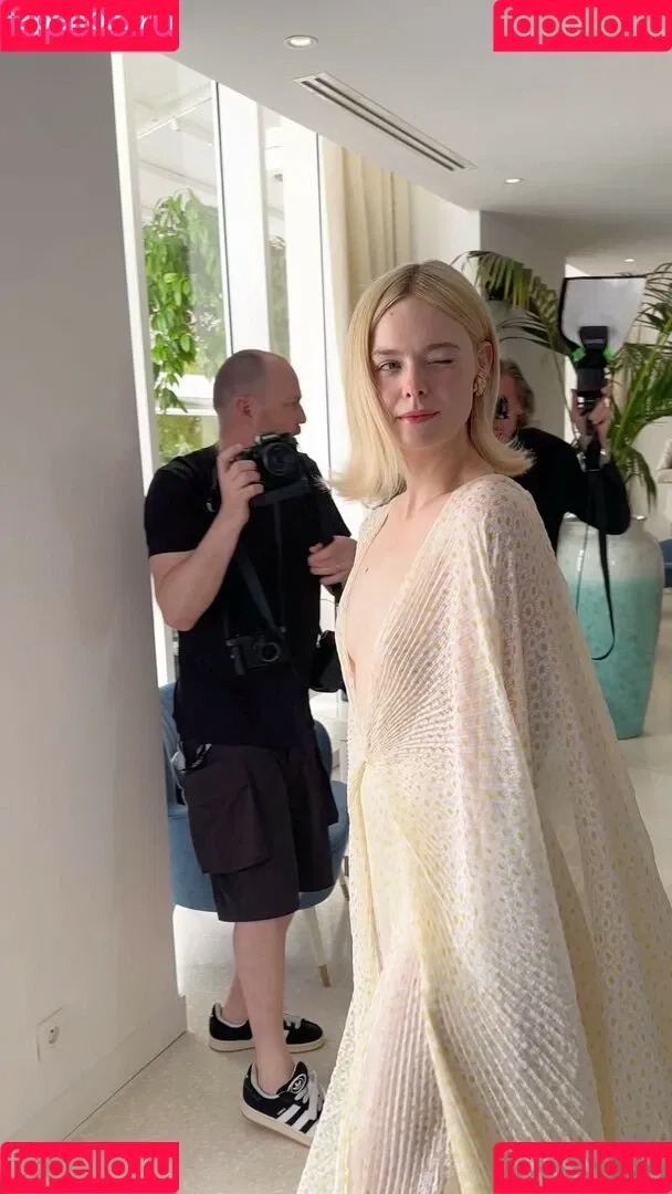 Elle Fanning / ellefanning Onlyfans Photo Gallery 
