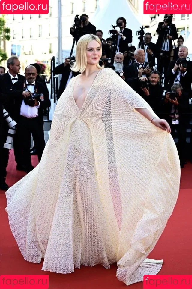Elle Fanning / ellefanning Onlyfans Photo Gallery 